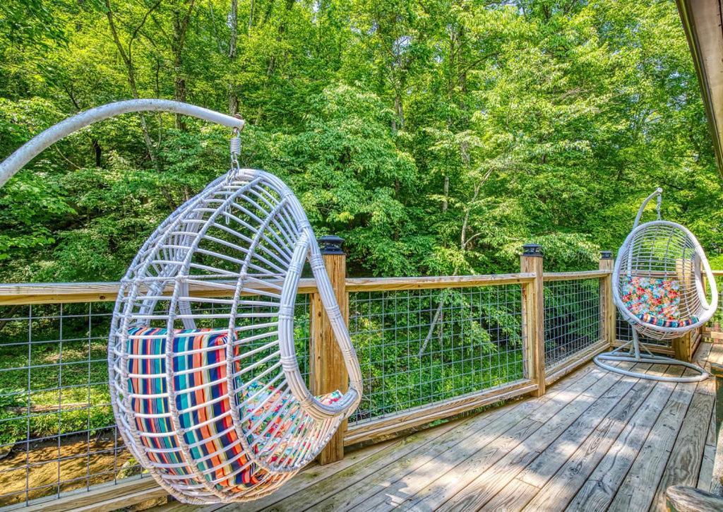 Black Bear Falls - With An In-Law Suite Gatlinburg Exterior photo